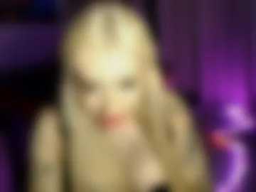 deewhitee photo 2