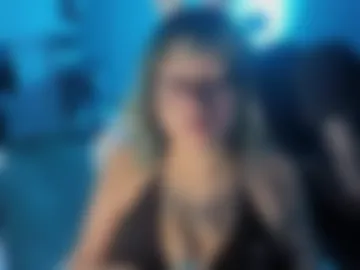 deluxxxeblu photo 3