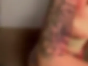 deneengamberg photo 5