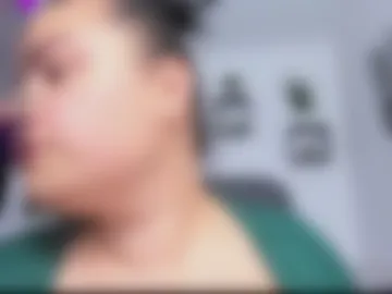 desirehugeboobs4you webcam preview