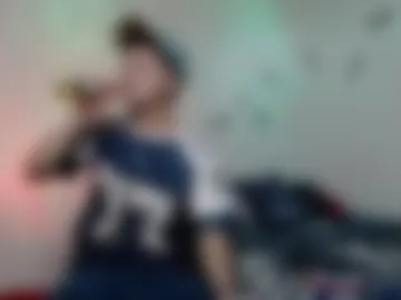 dominic_hanks webcam preview