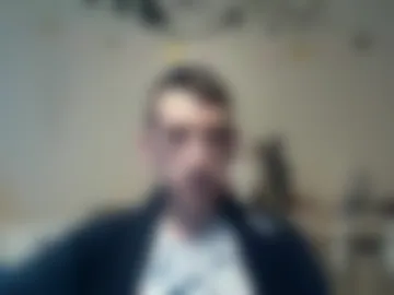 dreamguy38 live webcam preview