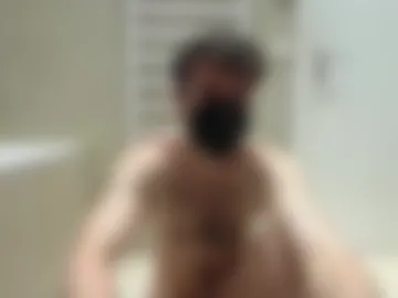 dumbslut28 photo 3