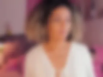 ebony_curly2 photo 3