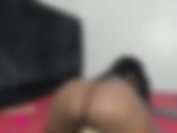 ebony_remy photo 2