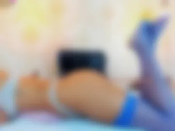 eimy_robertss photo 4