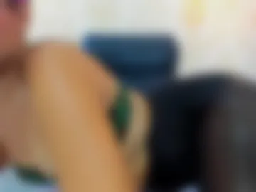 eimy_robertss photo 7