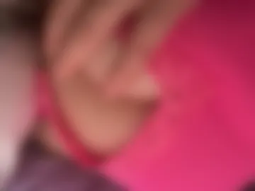 elianaluvzu photo 2