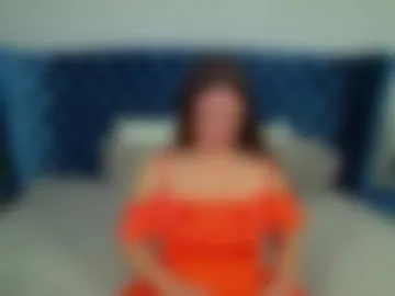 elinabellucci photo 5