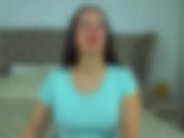 elinabellucci photo 5