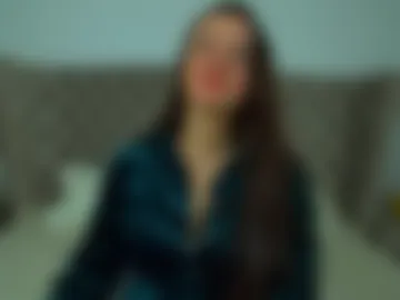 elinabellucci webcam preview