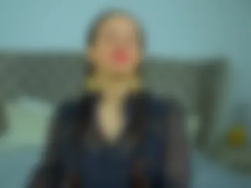 elinabellucci photo 2