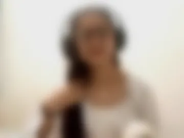 elisabethkapoor webcam preview