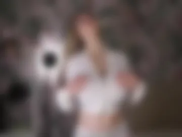 elizabethennals photo 3