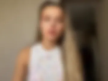 elizzahner webcam preview