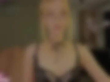 ella_hayes webcam preview