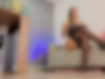 ella_pride1 webcam preview