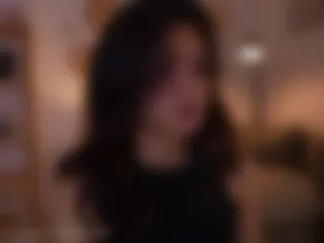 ellelure_ live webcam preview