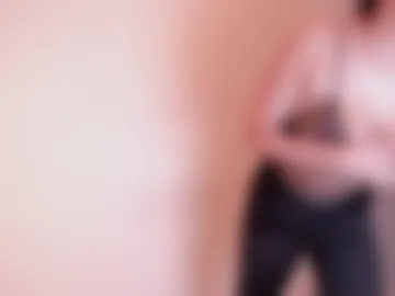 ellie_wilson photo 2