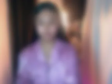 elliecummers webcam preview