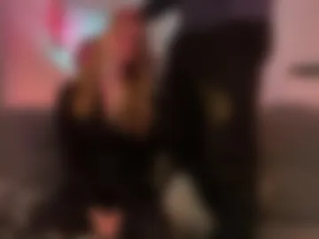 ellieveil live webcam preview