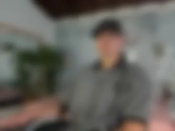 elliot_colton webcam preview