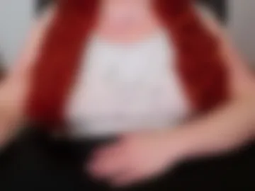elly_petite webcam preview