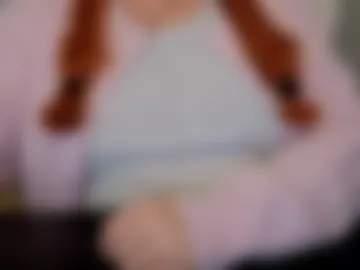 elly_petite live webcam preview