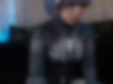 elly_uwuw webcam preview