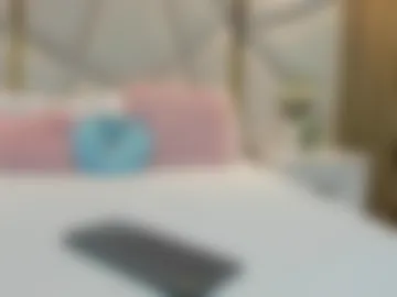 ellye_evans_ webcam preview
