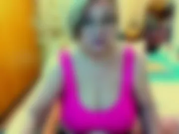 ellyhot53 photo 3
