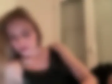 ellykeyofficial webcam preview