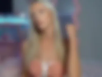 elsa_may webcam preview
