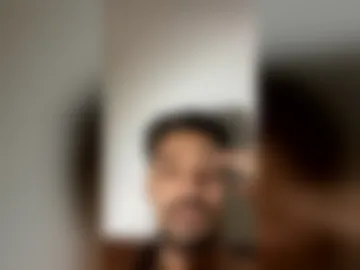 elyeshn10 live webcam preview