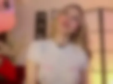 elysia_carter webcam preview