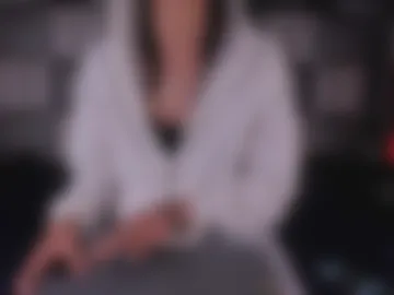 ema_and_camila live webcam preview