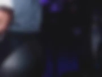 ema_ploxx photo 4