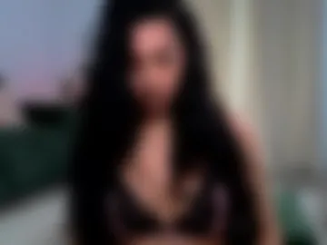 emahallee photo 4