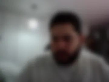 embarrassed_str8_3incher webcam preview