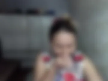 emely_slutxxx webcam preview