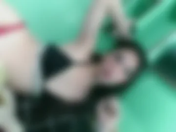 emelyn_fuckdoll webcam preview
