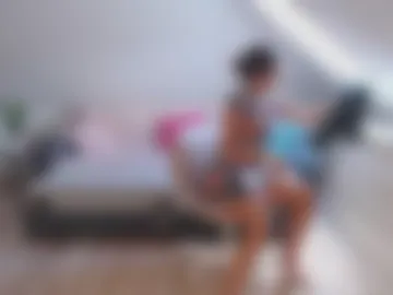 emerald_kittycat webcam preview