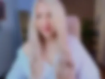 emiiillly photo 6
