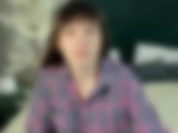 emilia_cross webcam preview