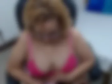 emiliaa_hot photo 3