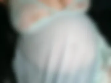 emiliefoxx photo 8