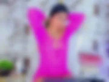 emilitylor webcam preview