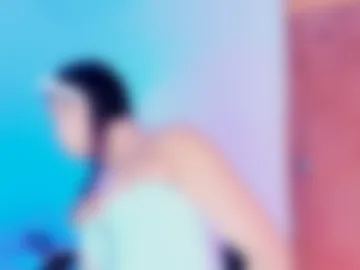 emilly_coper18 photo 4