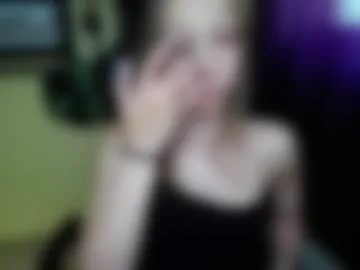 emilly_xkiss photo 5