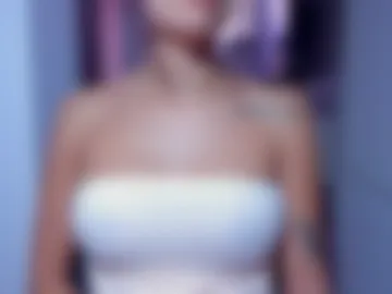 emillyhils1 webcam preview